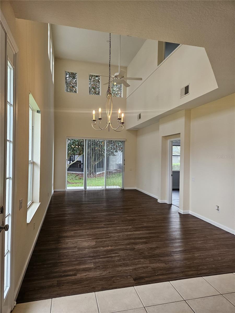 Image 3 of 14 For 1522 Croydon Street