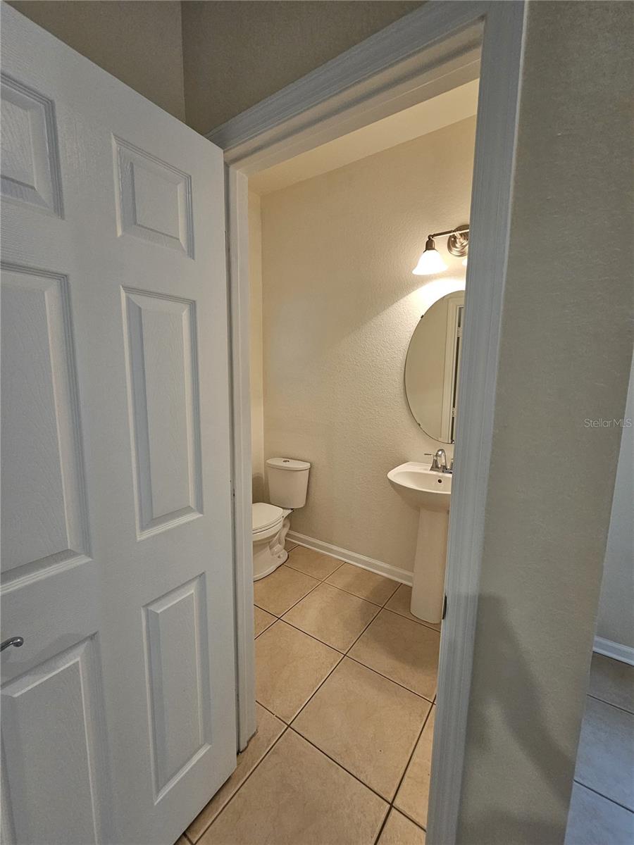 Image 7 of 14 For 1522 Croydon Street