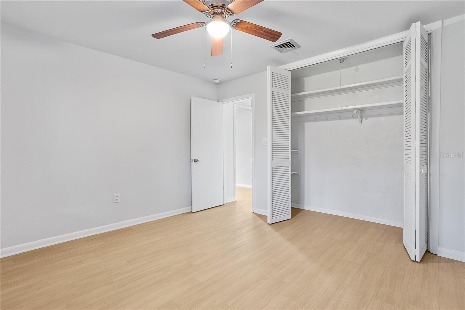 Image 10 of 26 For 769 Avenue Q Se