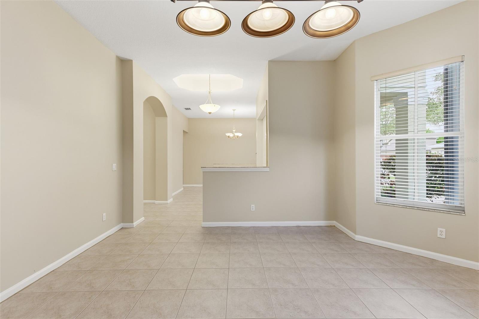 Image 12 of 44 For 9646 Savannah Estates Drive