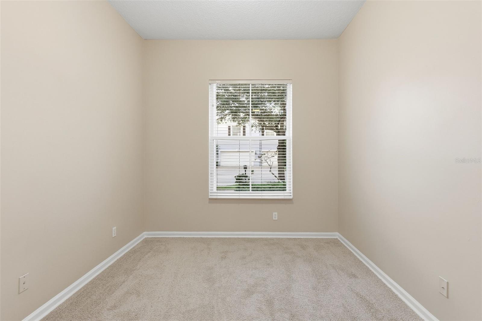 Image 23 of 44 For 9646 Savannah Estates Drive