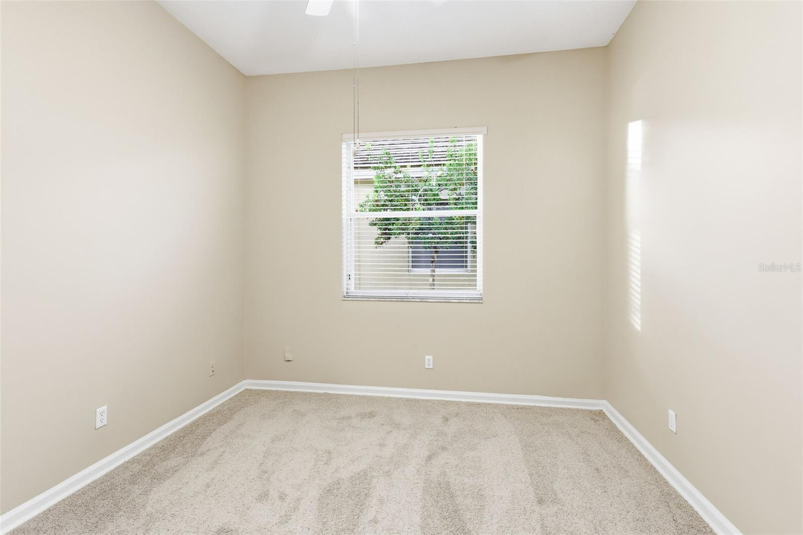 Image 31 of 44 For 9646 Savannah Estates Drive