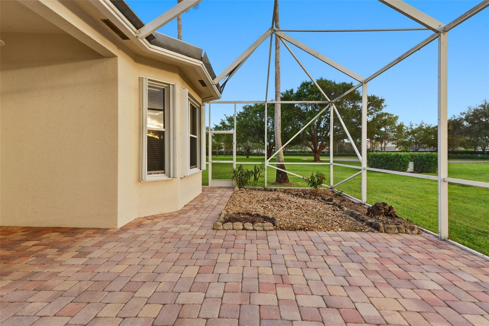 Image 39 of 44 For 9646 Savannah Estates Drive