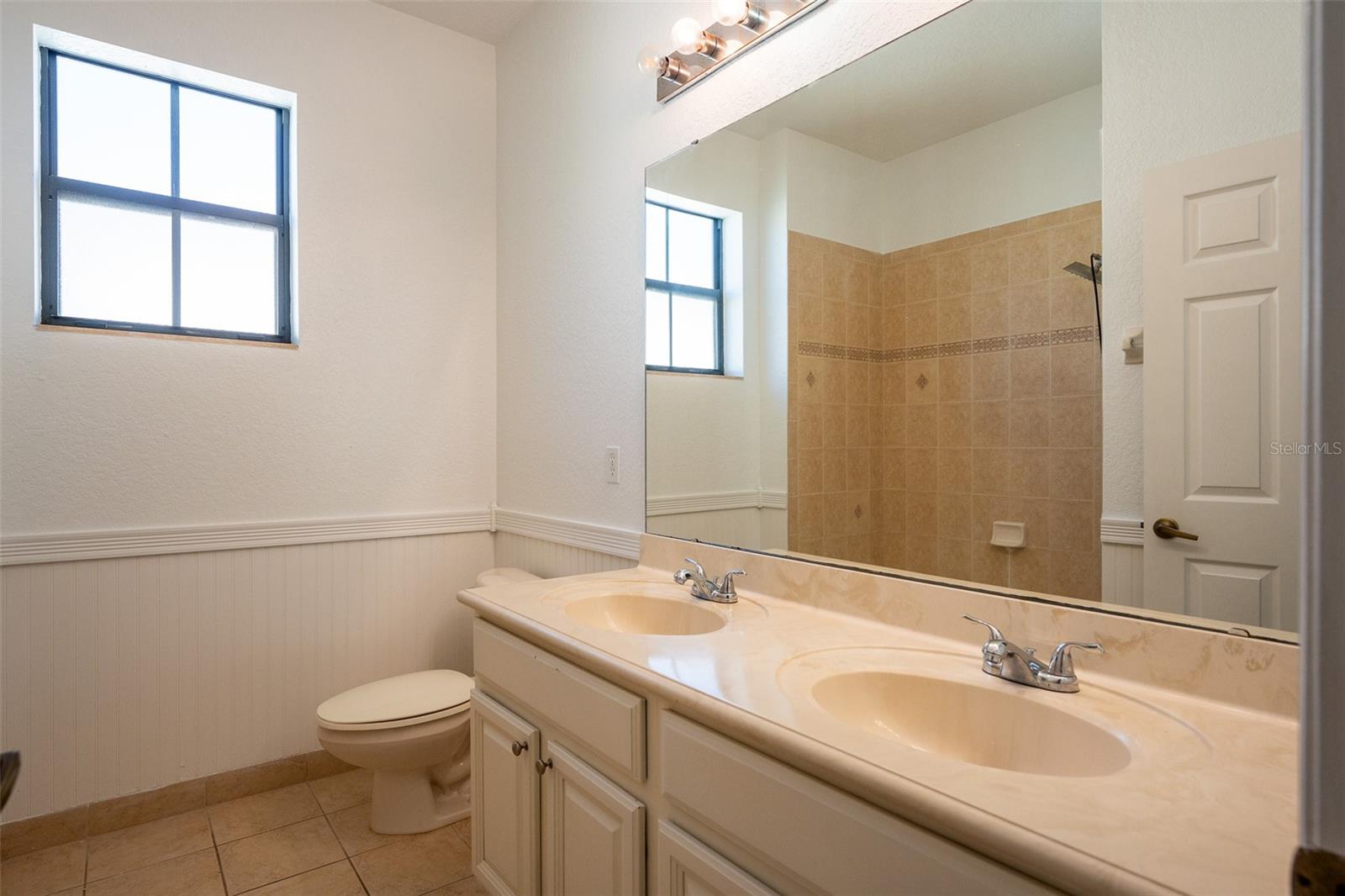Image 14 of 28 For 1425 Portofino Meadows Boulevard