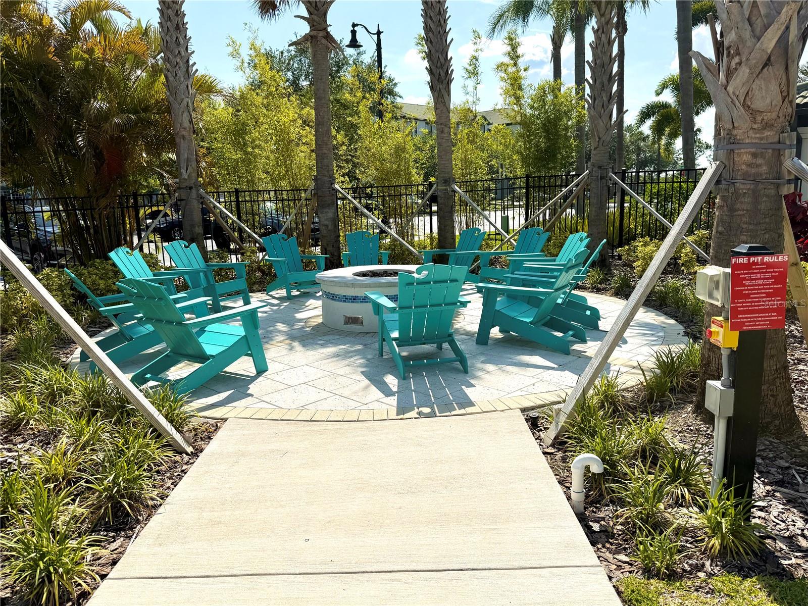 Image 16 of 18 For 4114 Breakview Drive 40202