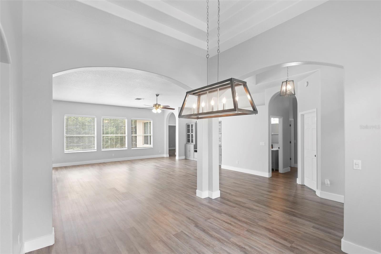 Image 12 of 69 For 6807 Sylvan Woods Drive