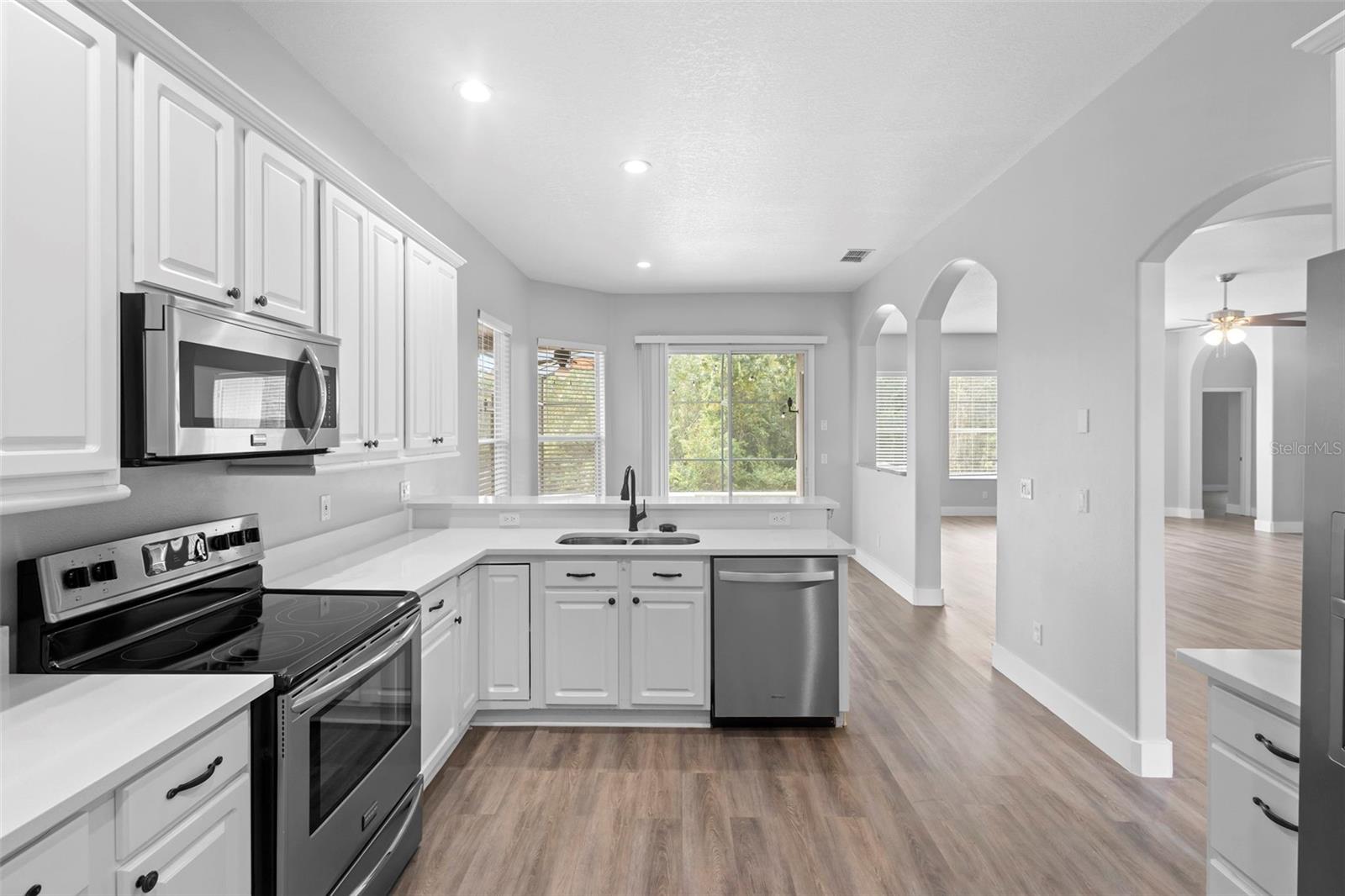 Image 15 of 69 For 6807 Sylvan Woods Drive