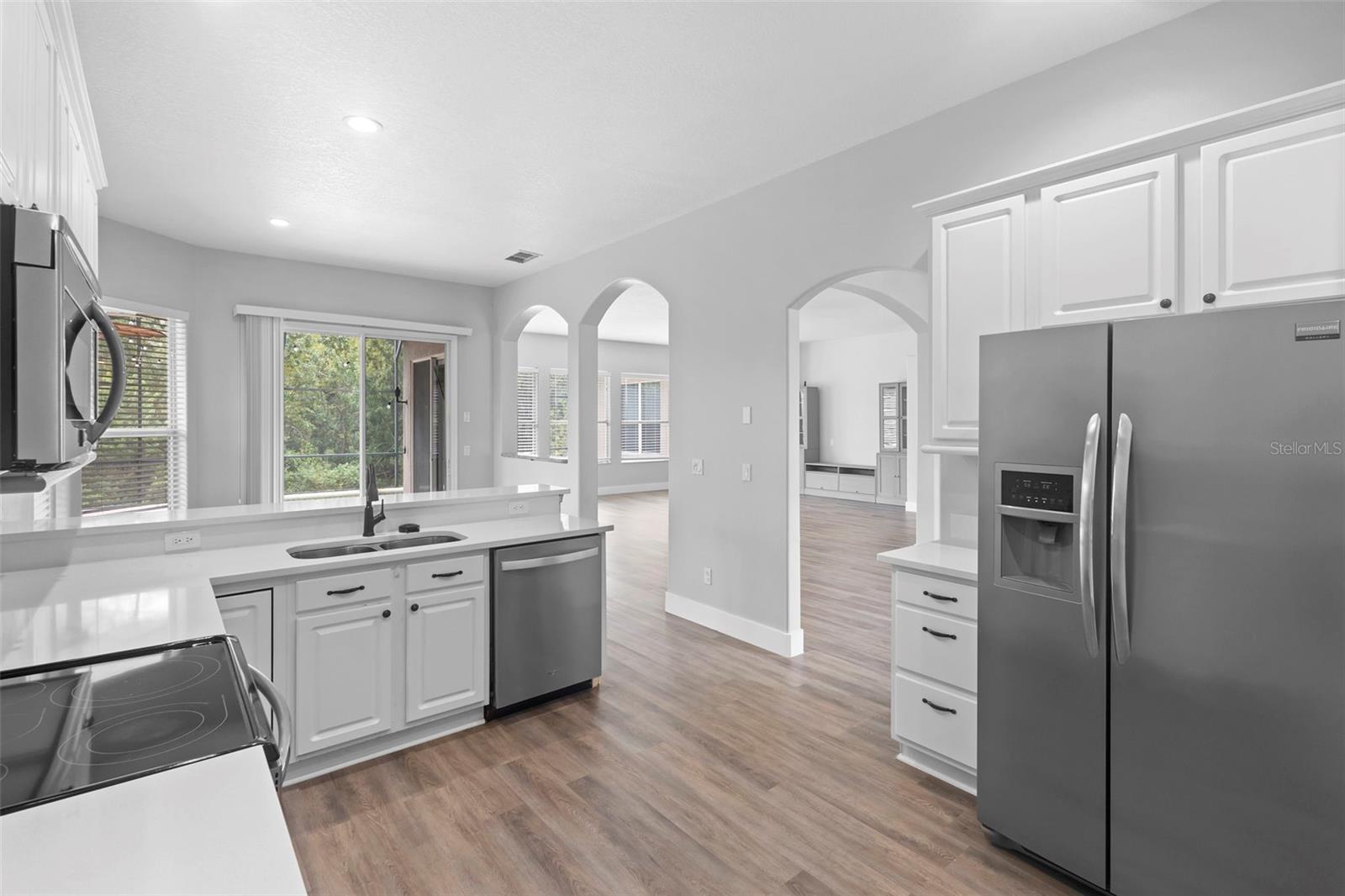 Image 18 of 69 For 6807 Sylvan Woods Drive
