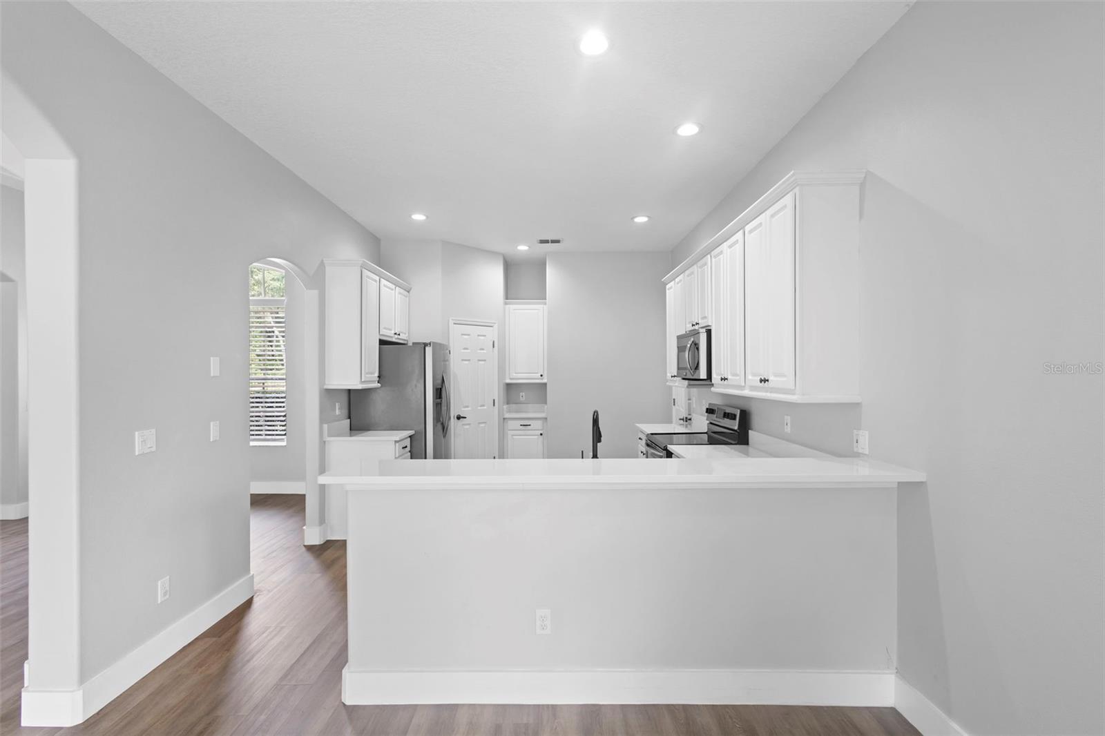 Image 21 of 69 For 6807 Sylvan Woods Drive