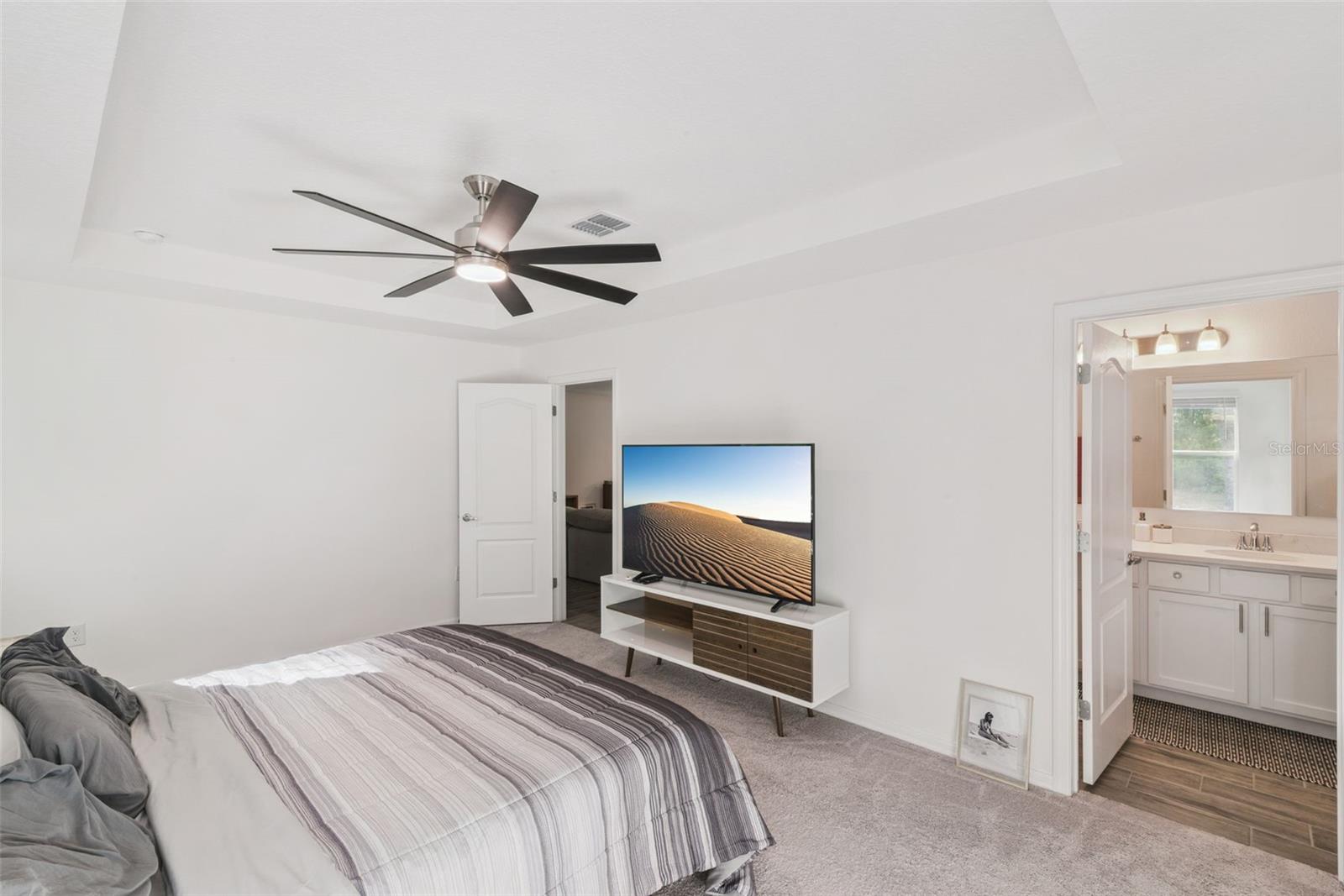 Image 9 of 26 For 1628 Andover Ridge Drive