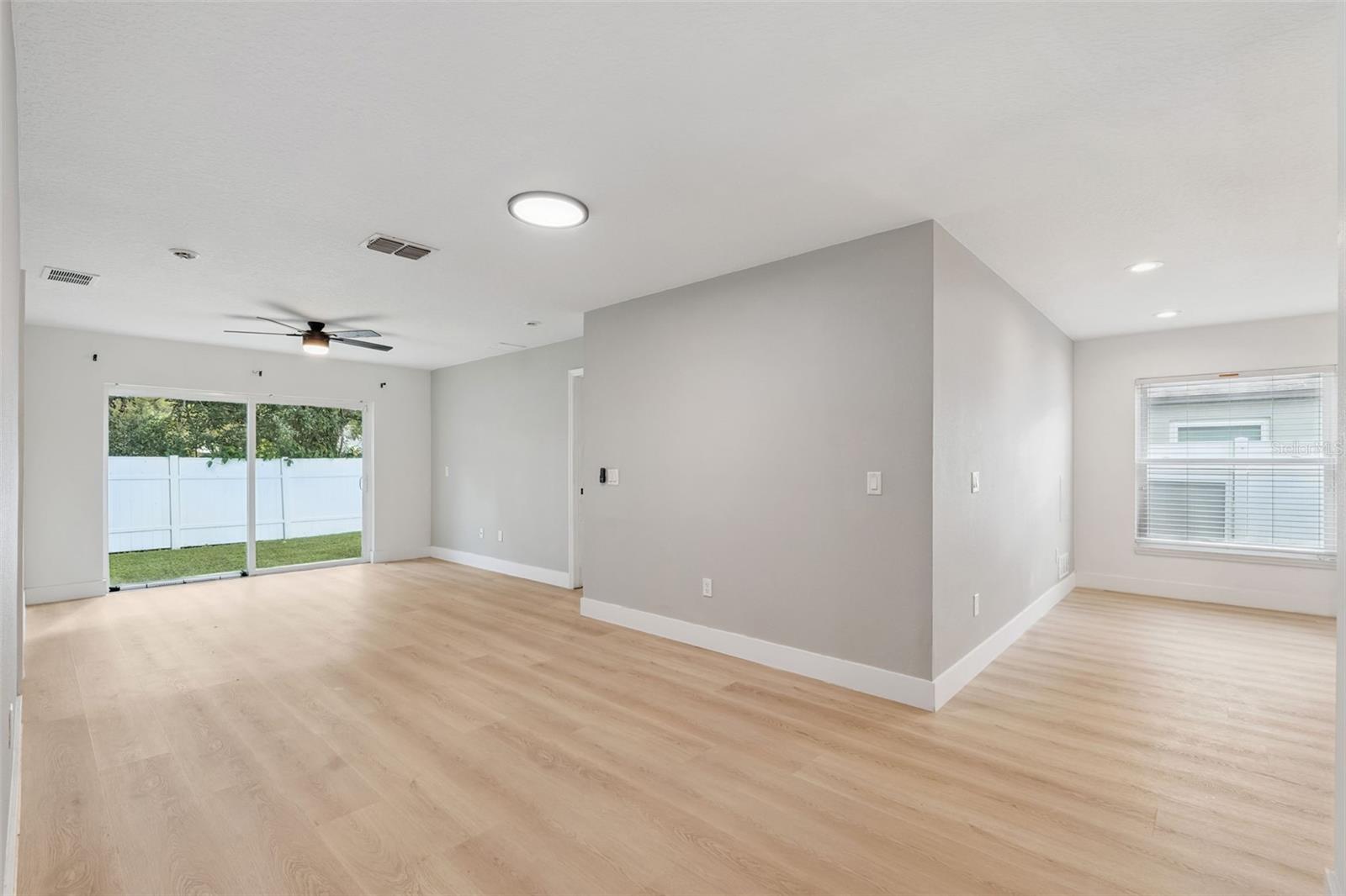 Image 8 of 19 For 10618 Clarcona Ocoee Road
