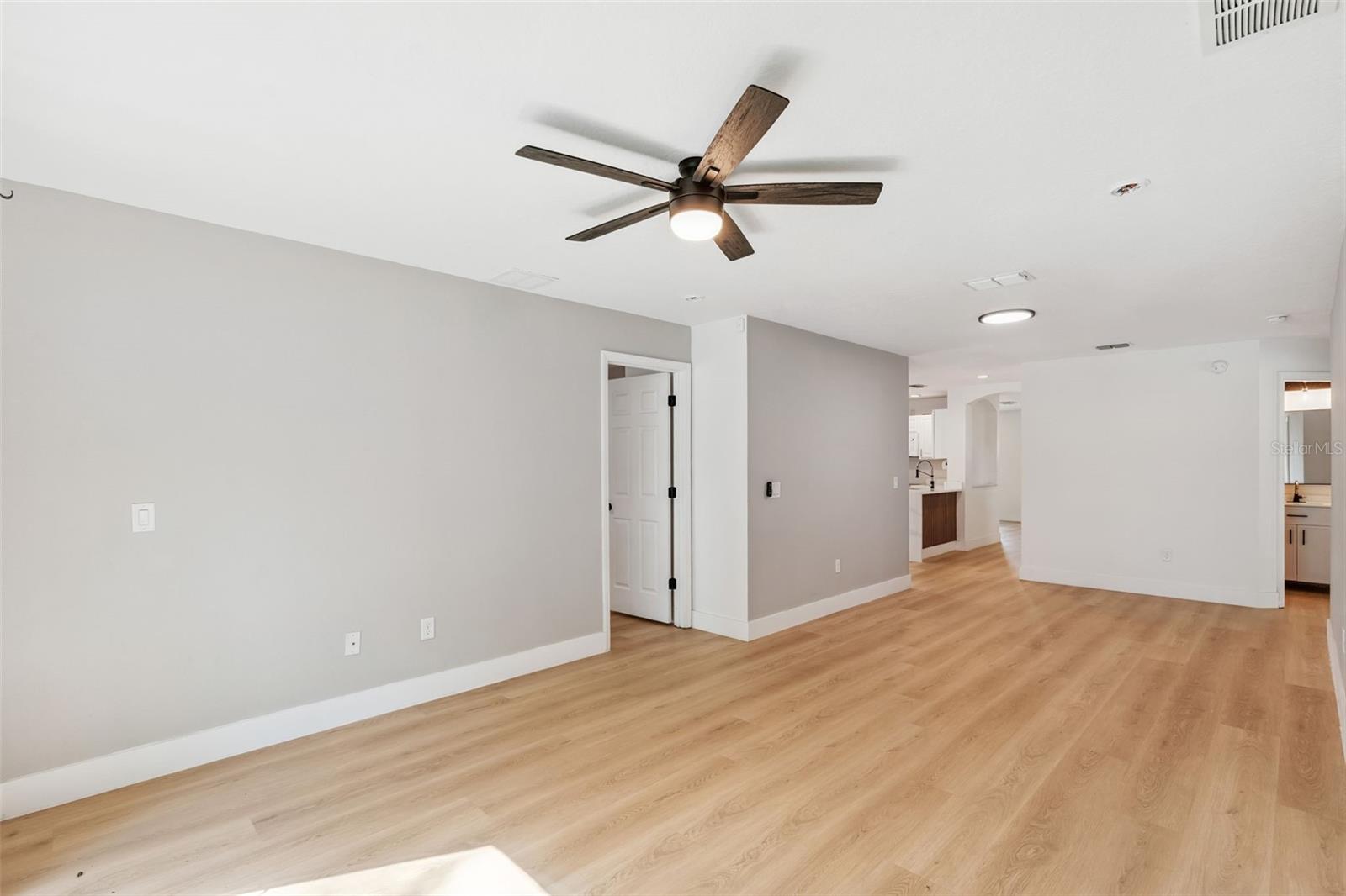 Image 9 of 19 For 10618 Clarcona Ocoee Road
