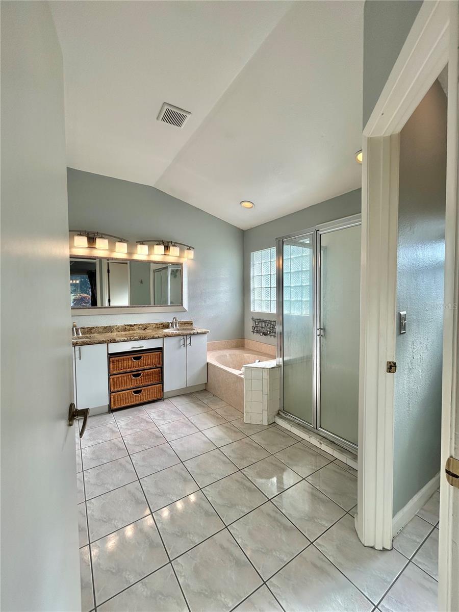 Image 38 of 80 For 12801 Ben Rogers Court