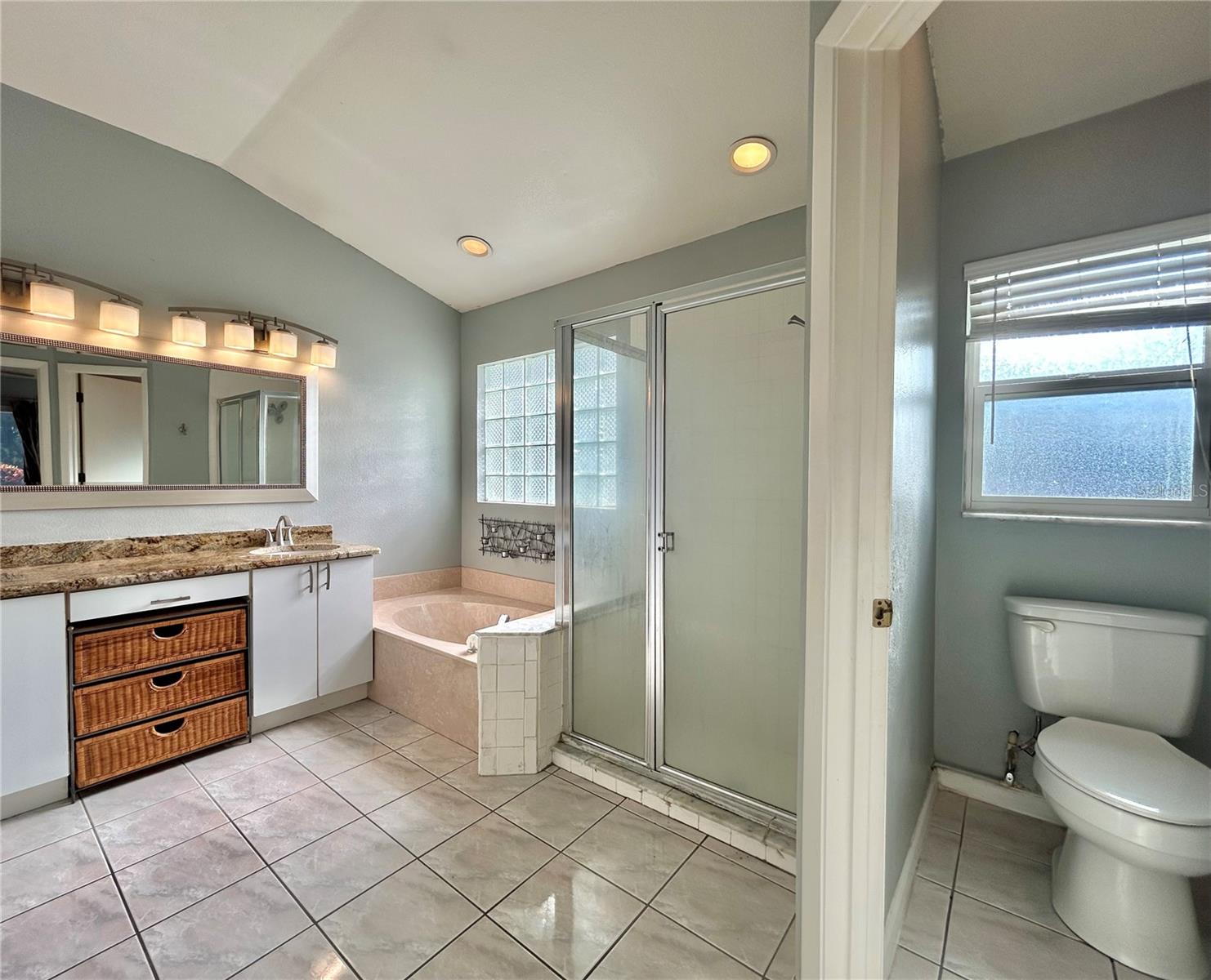 Image 40 of 80 For 12801 Ben Rogers Court