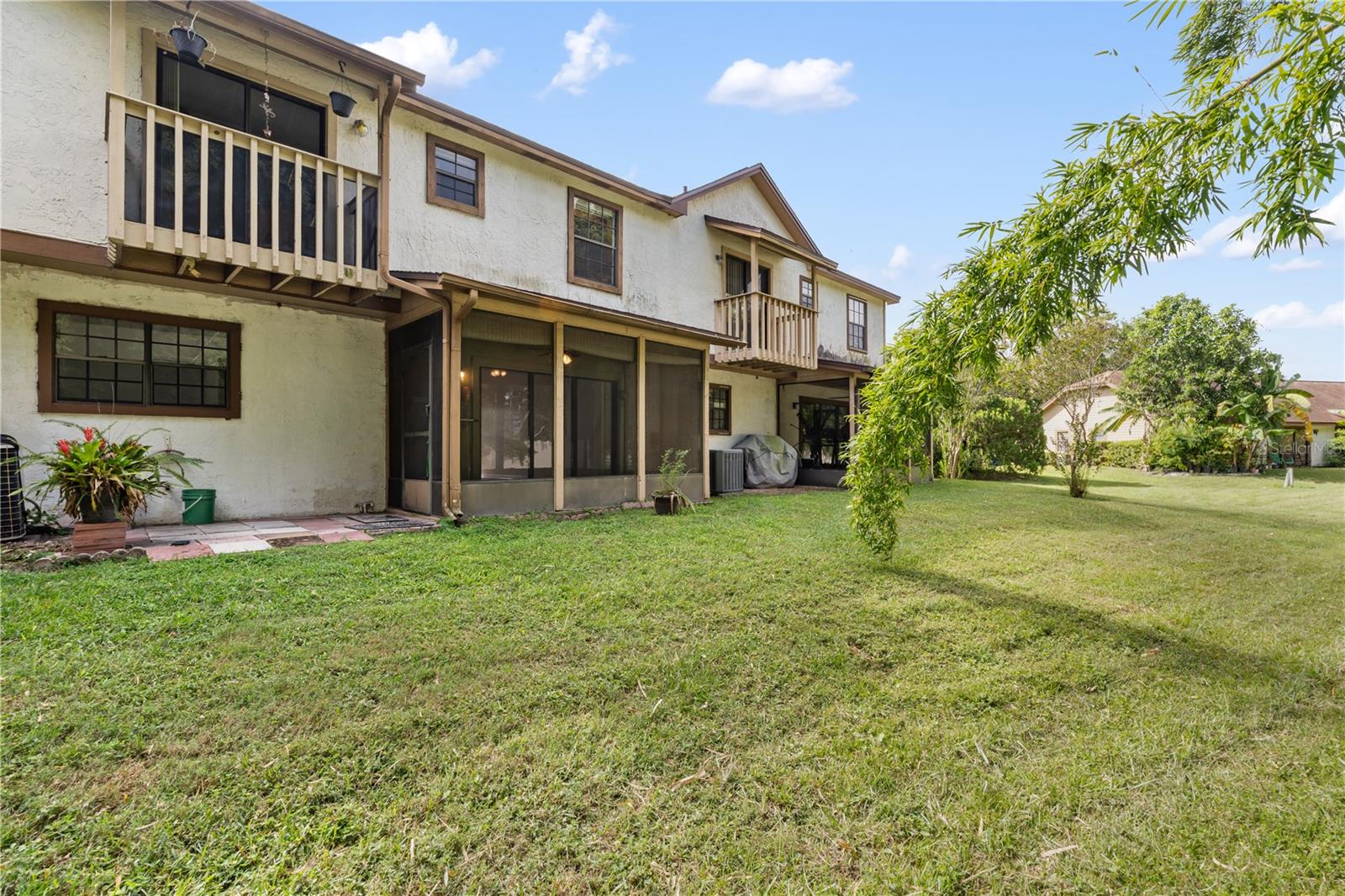 Image 21 of 22 For 2135 Balboa Way