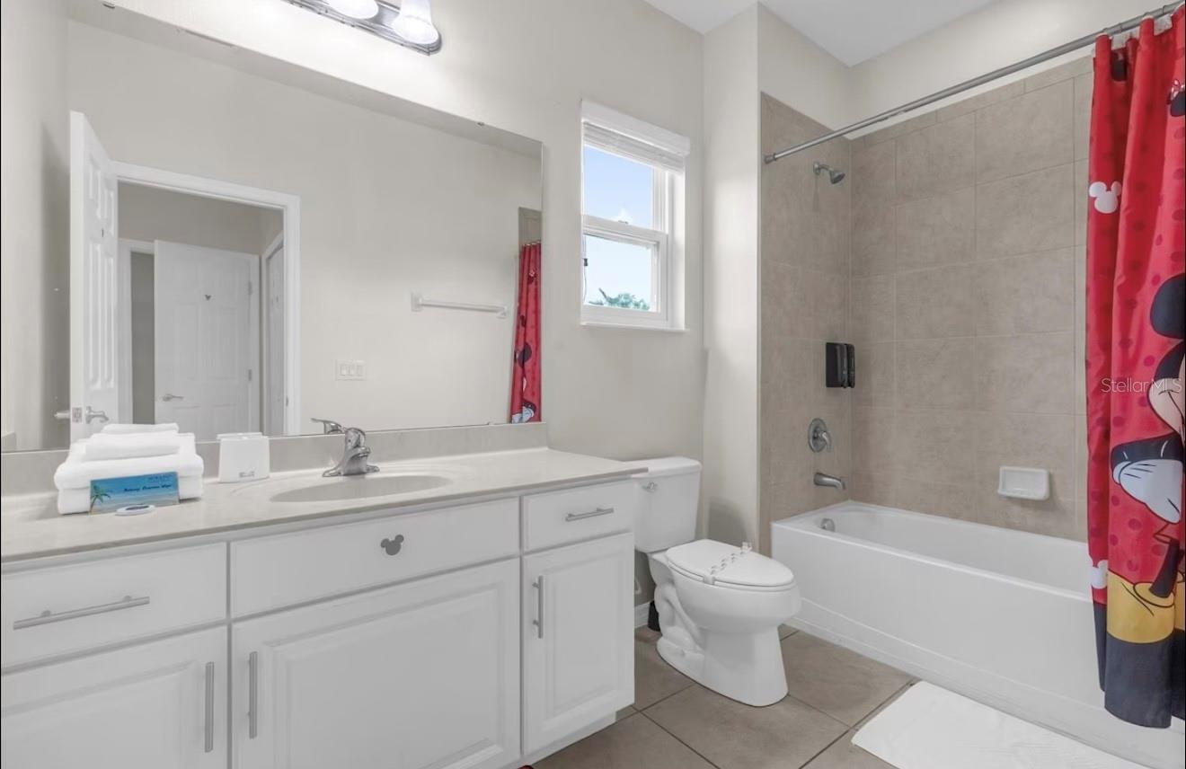 Image 15 of 74 For 4035 Oakrise Loop