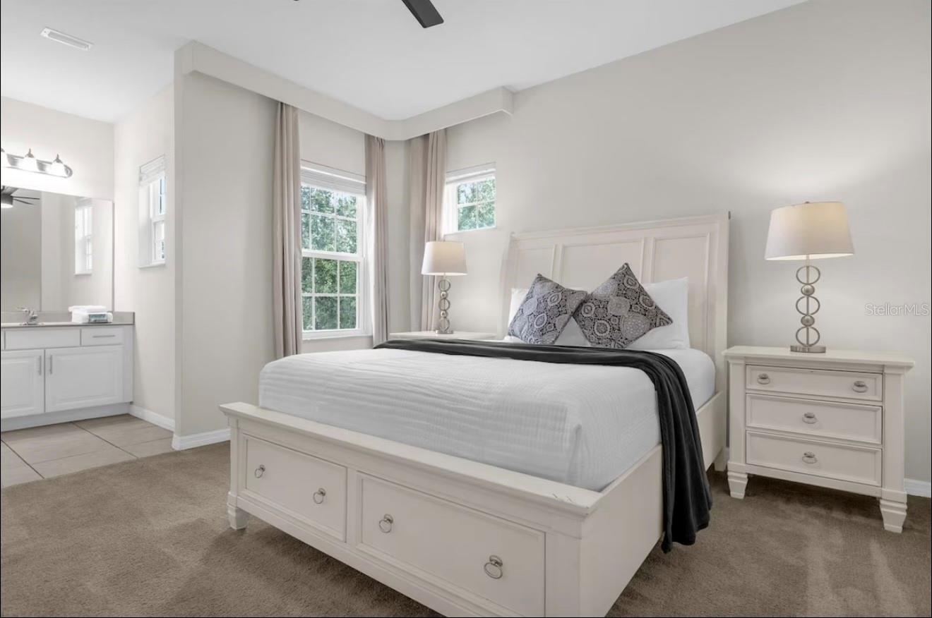 Image 29 of 74 For 4035 Oakrise Loop