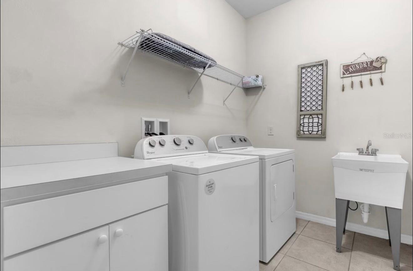 Image 38 of 74 For 4035 Oakrise Loop