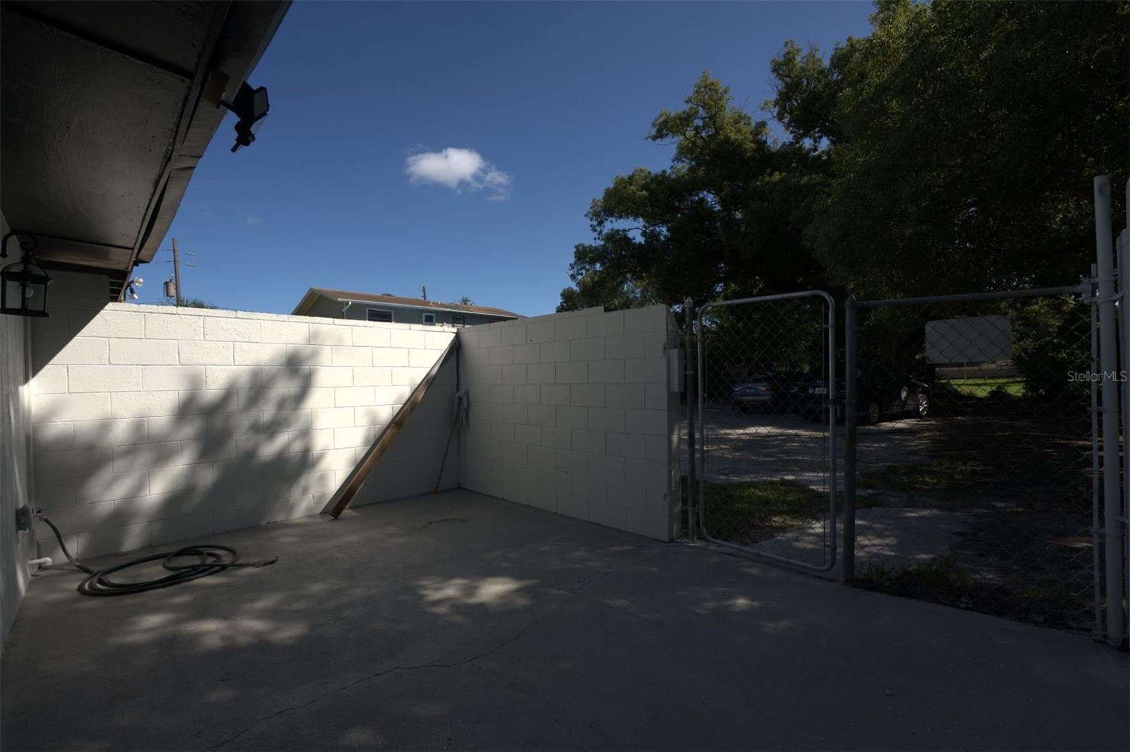 Image 5 of 13 For 810 Anderson Street