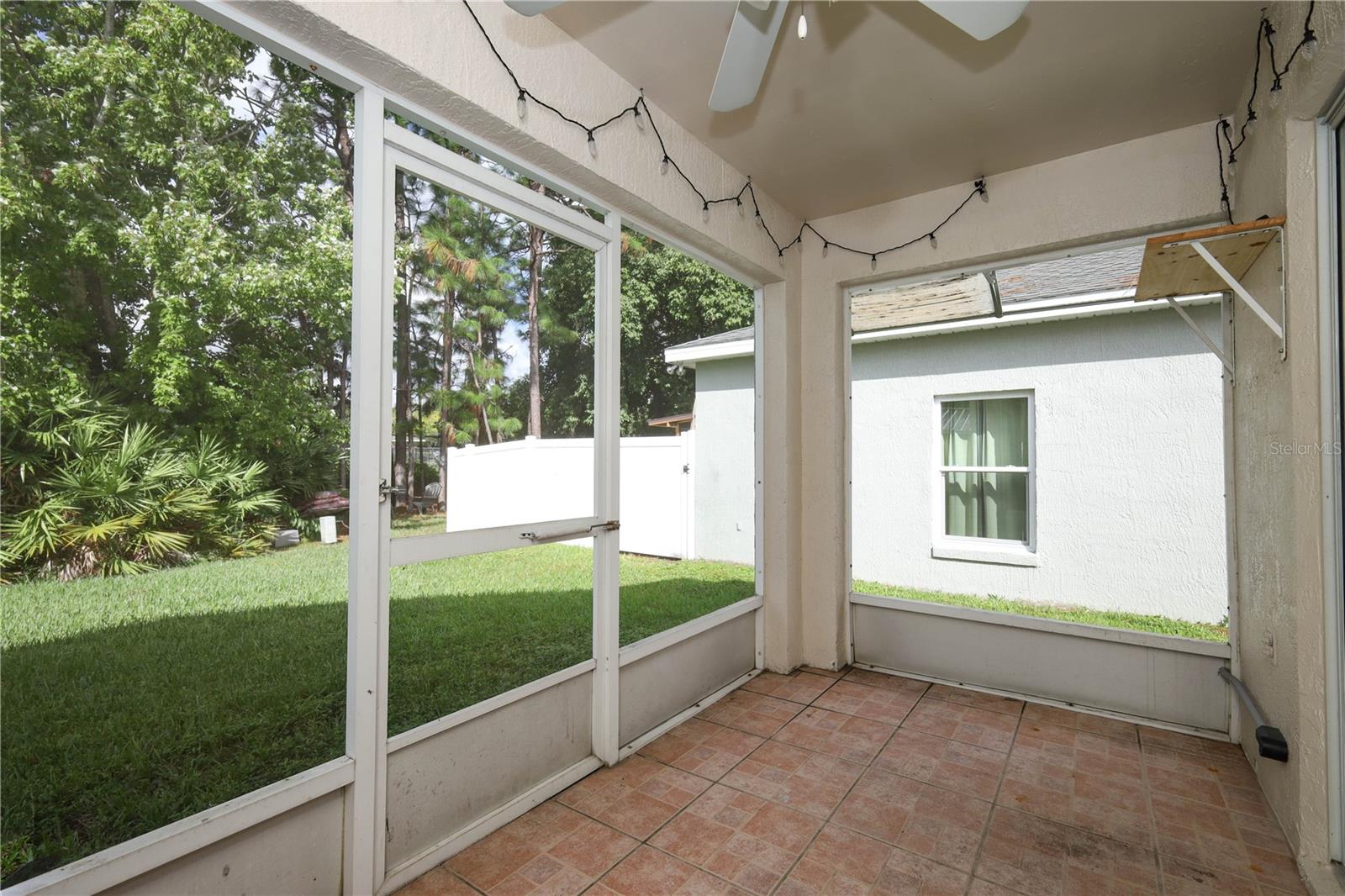 Image 34 of 40 For 456 Woodbury Pines Circle