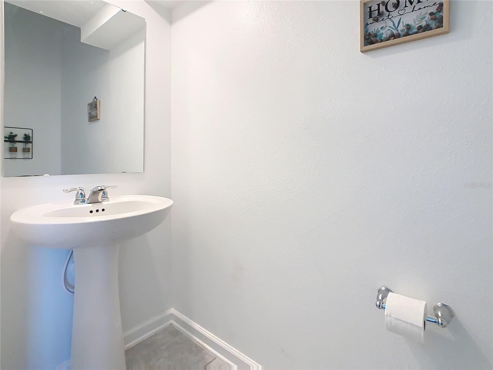 Image 26 of 55 For 3189 Laurent Loop