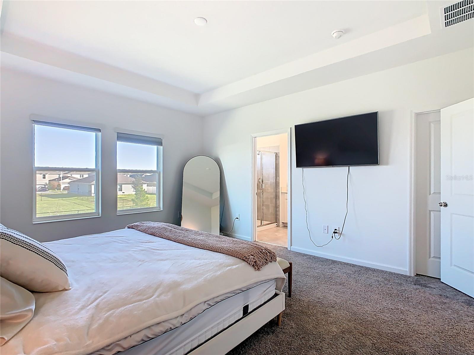 Image 29 of 55 For 3189 Laurent Loop