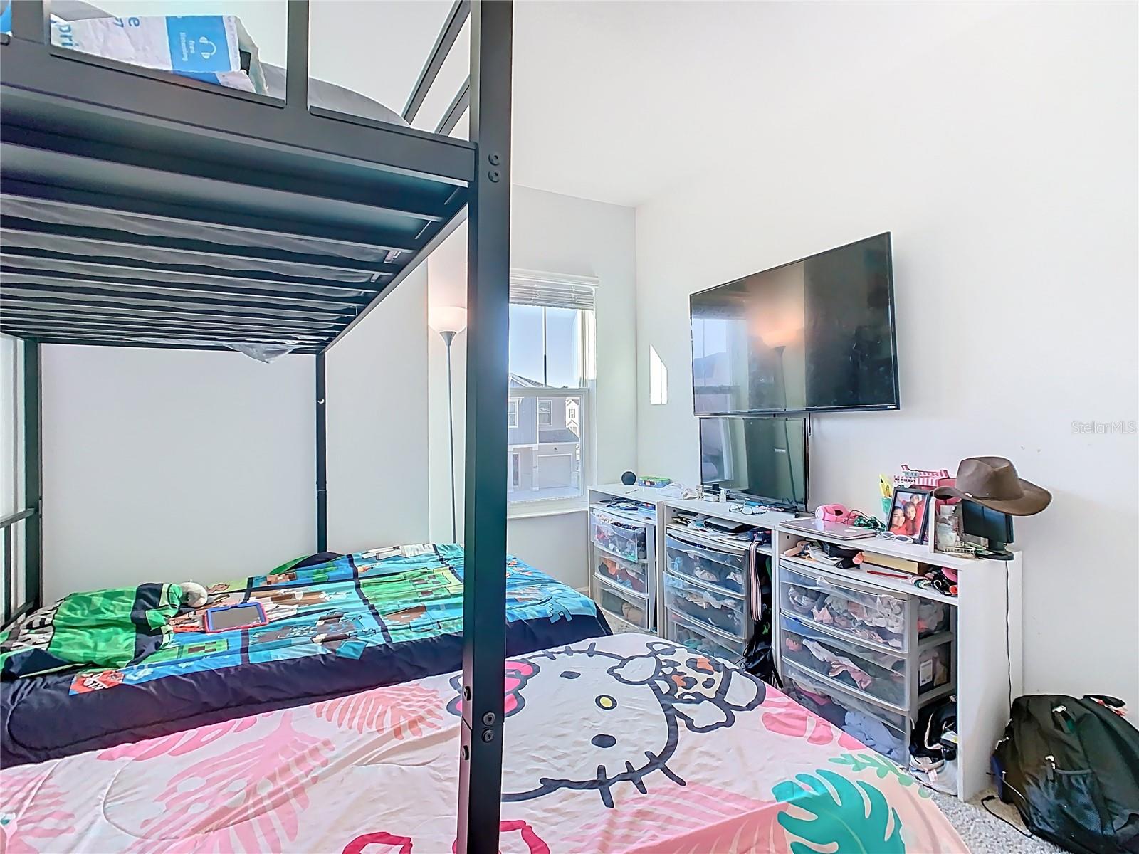 Image 43 of 55 For 3189 Laurent Loop