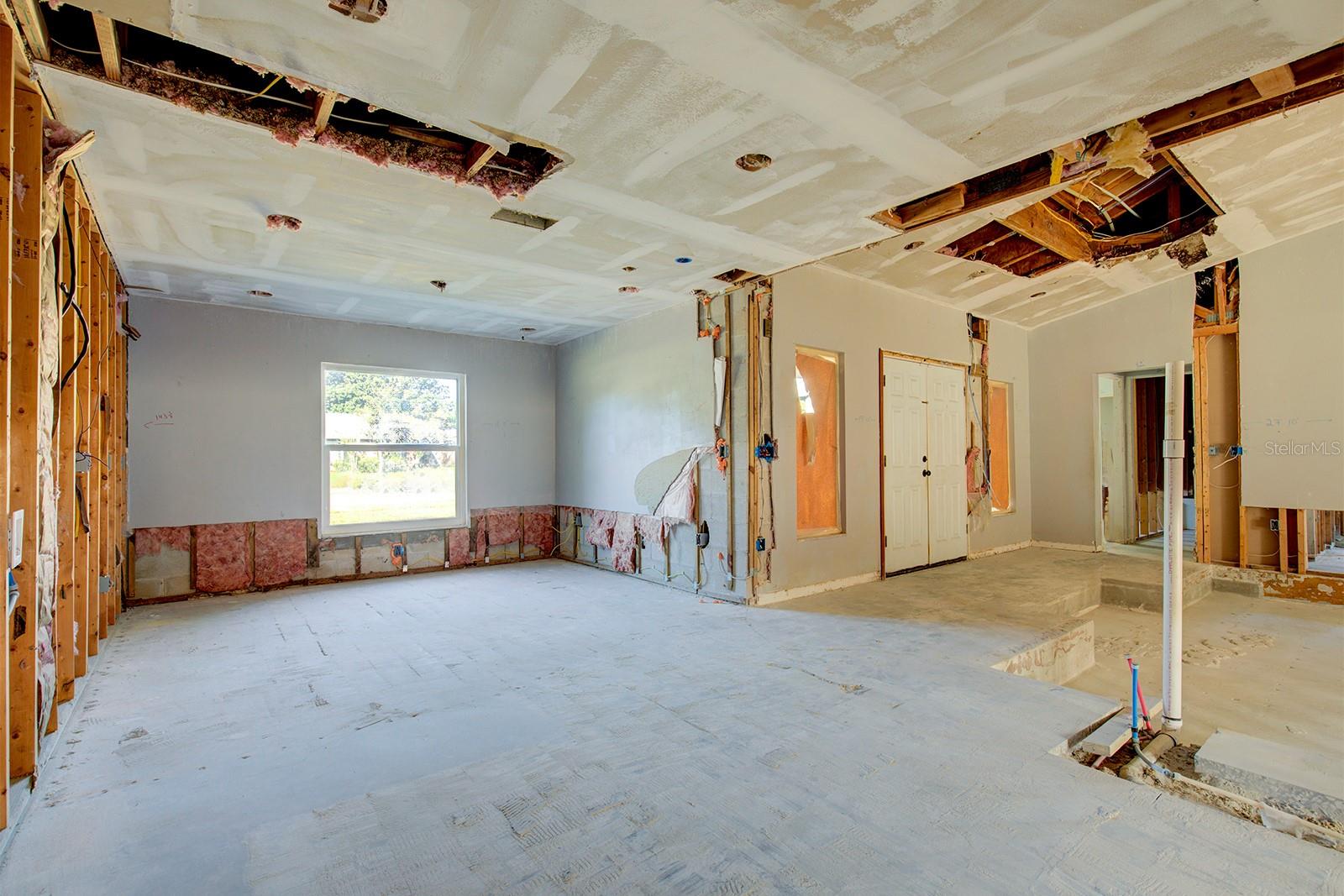 Image 4 of 23 For 5701 Pitch Pine Drive