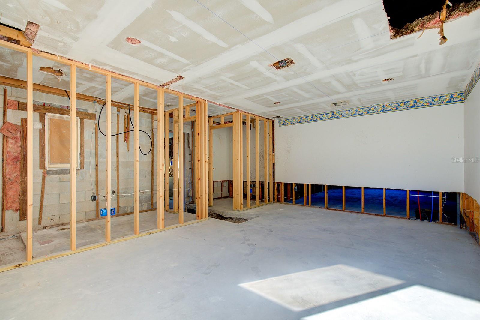 Image 6 of 23 For 5701 Pitch Pine Drive