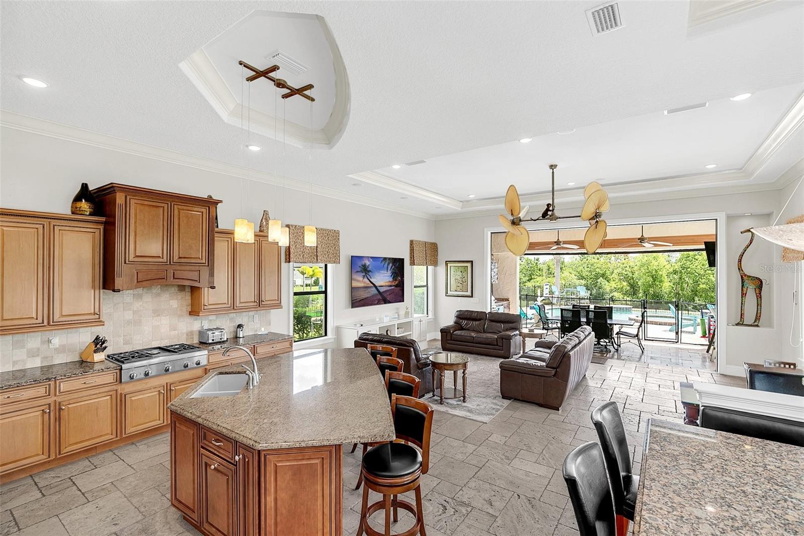 Image 5 of 51 For 735 Golden Bear Drive