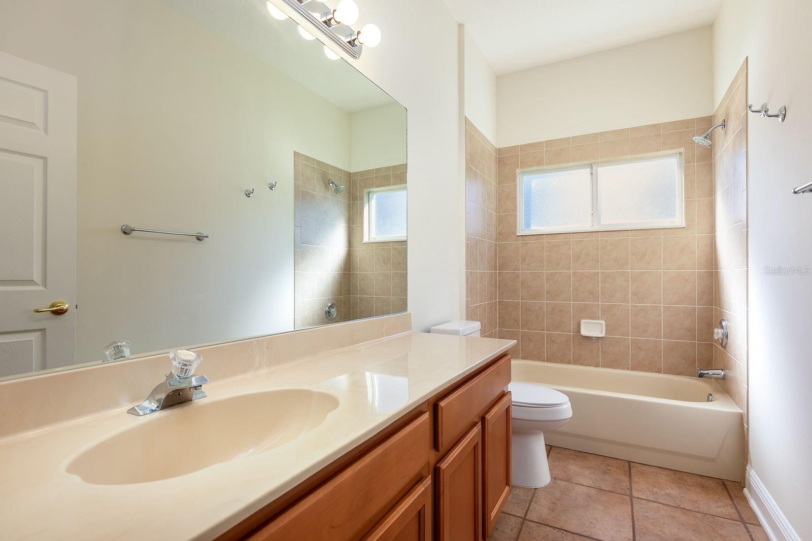 Image 23 of 36 For 6368 Sedona Leaf Court