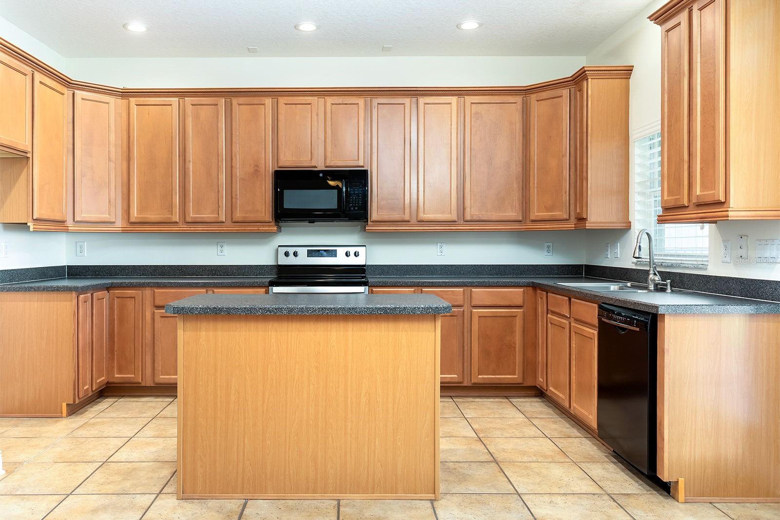 Image 7 of 36 For 6368 Sedona Leaf Court