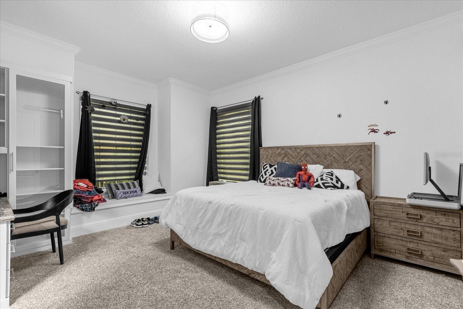Image 33 of 68 For 6030 Greatwater Drive