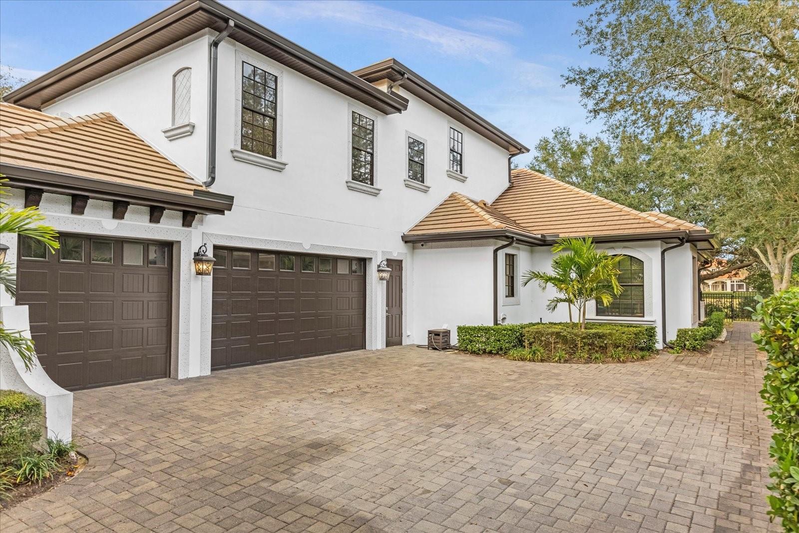 Image 9 of 68 For 6030 Greatwater Drive