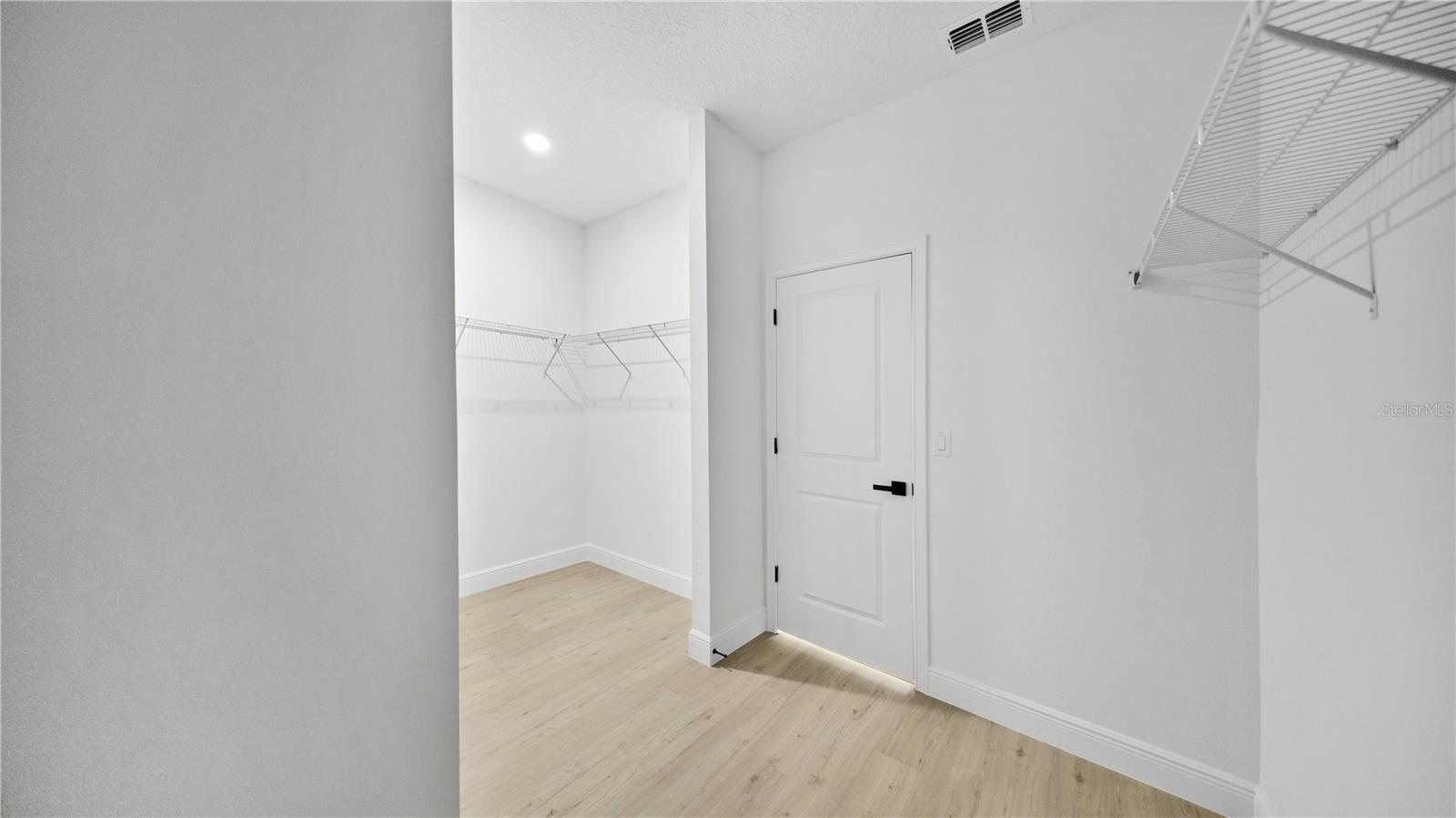 Image 19 of 37 For 4098 Sw 172nd Place