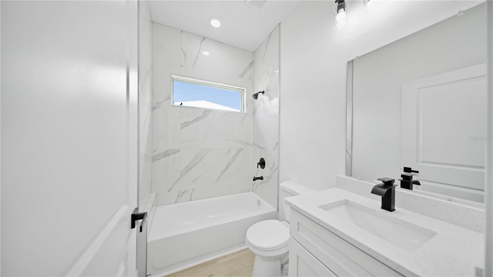 Image 26 of 37 For 4098 Sw 172nd Place