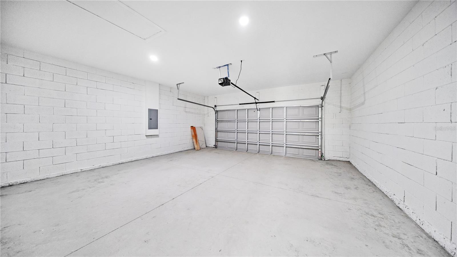 Image 28 of 37 For 4098 Sw 172nd Place