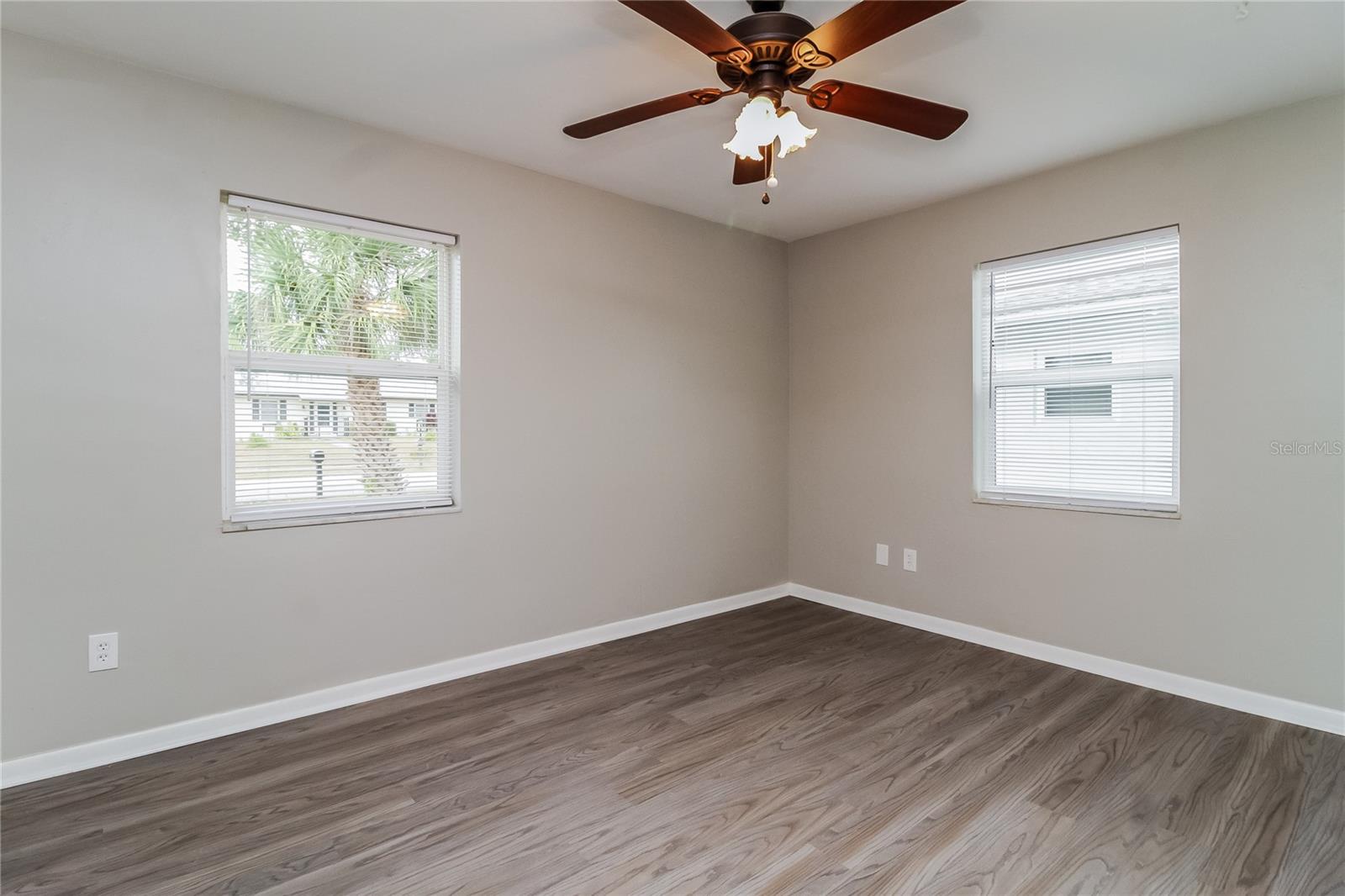 Image 10 of 16 For 2243 Austin Avenue
