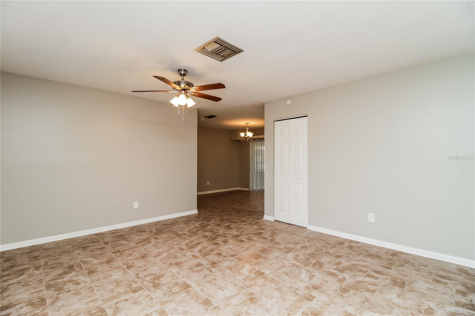 Image 3 of 16 For 2243 Austin Avenue