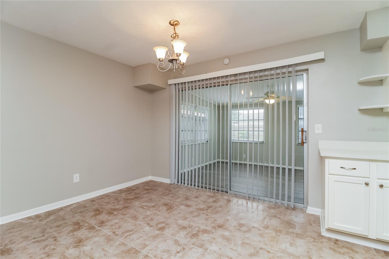 Image 4 of 16 For 2243 Austin Avenue