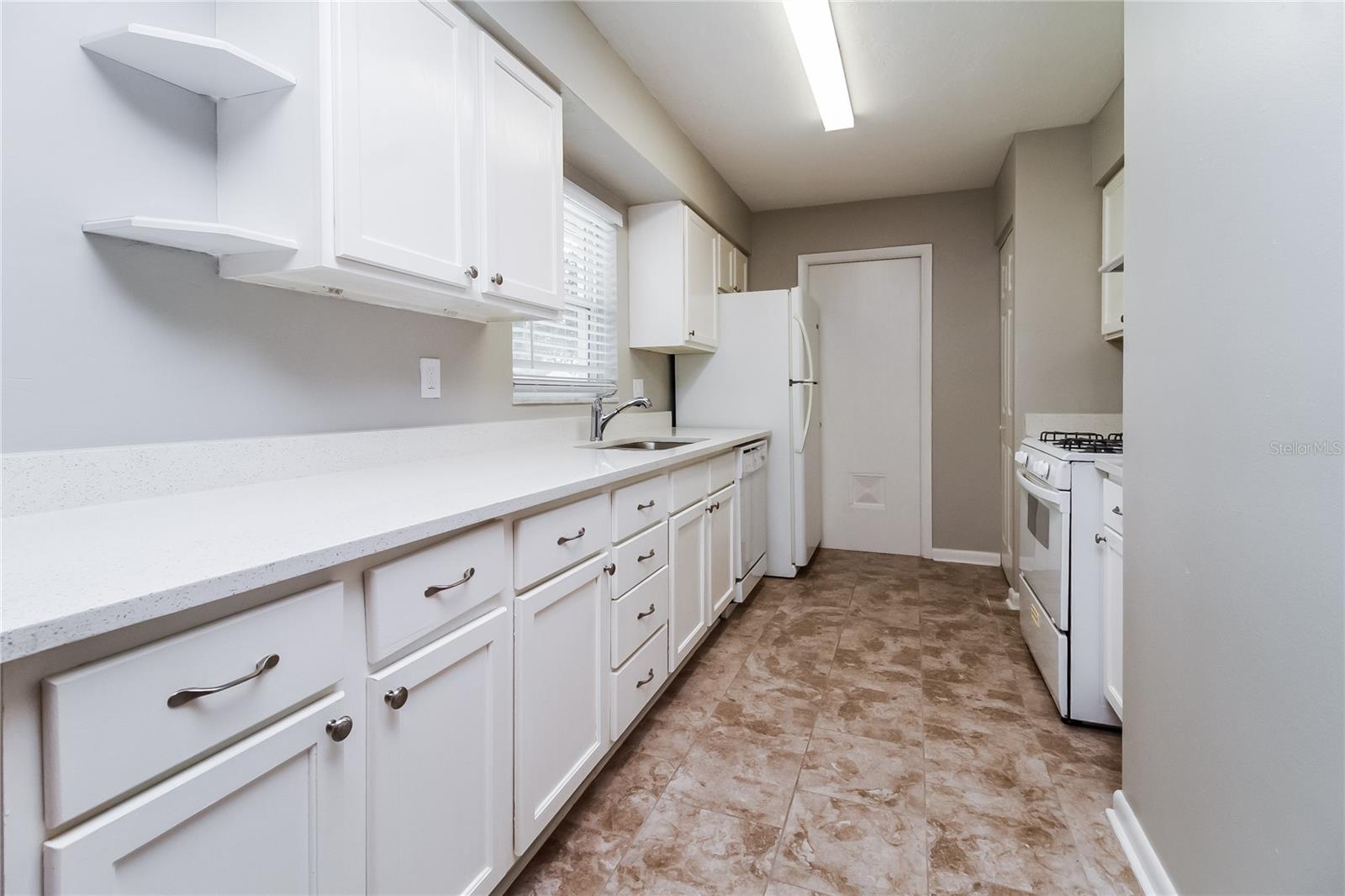 Image 7 of 16 For 2243 Austin Avenue