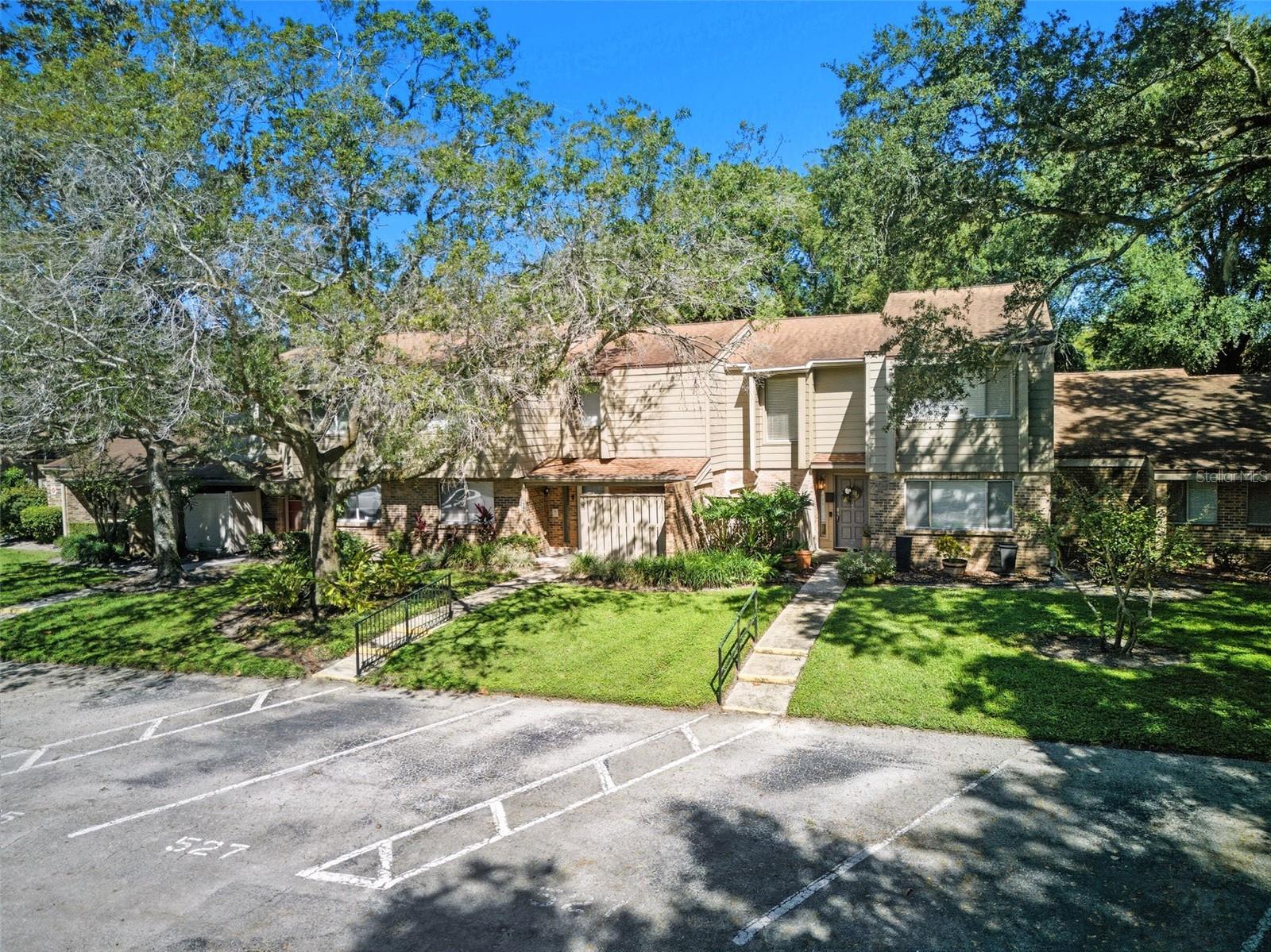 Image 24 of 34 For 525 Oak Haven Drive