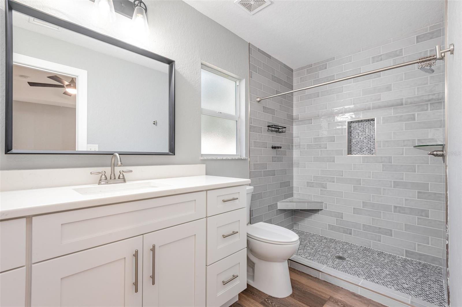 Image 18 of 23 For 1907 Frank Place