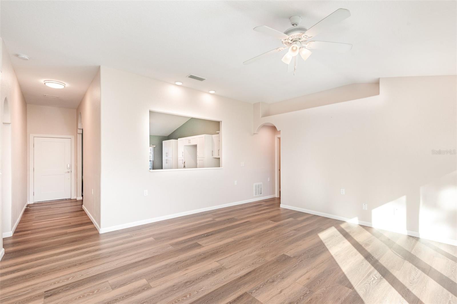 Image 6 of 23 For 1907 Frank Place