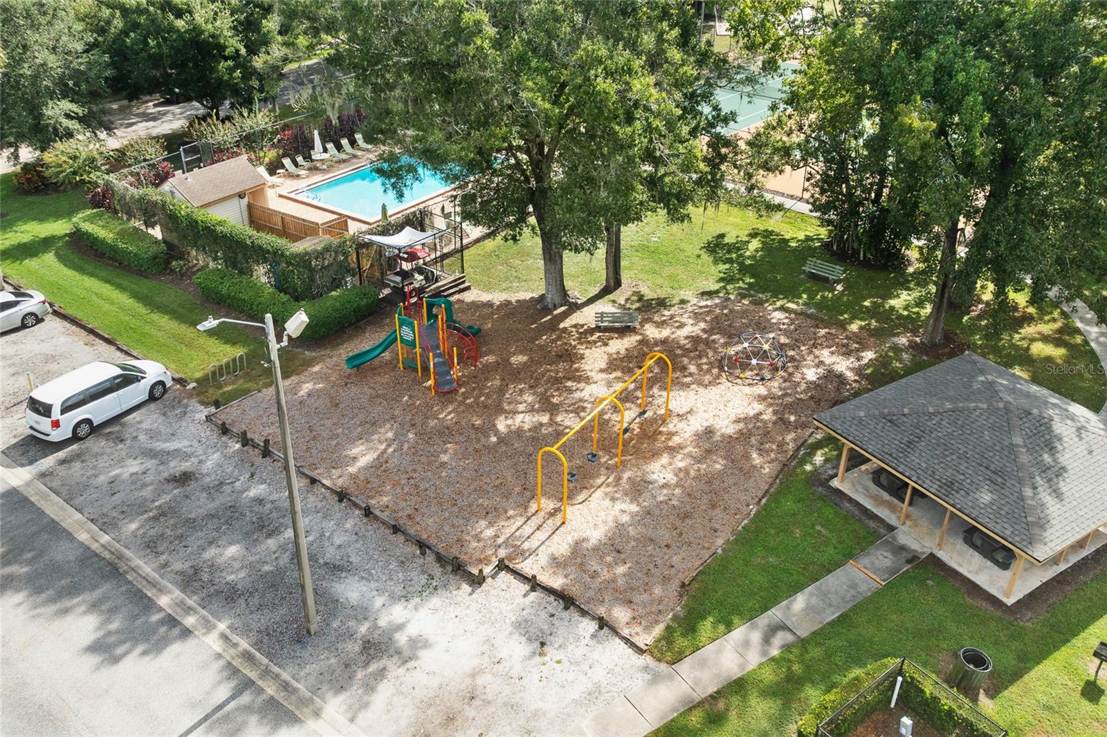 Image 35 of 36 For 737 Sherwood Drive