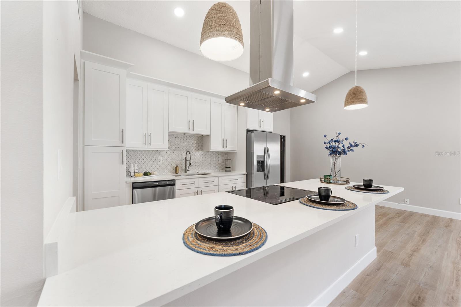 Image 6 of 36 For 737 Sherwood Drive