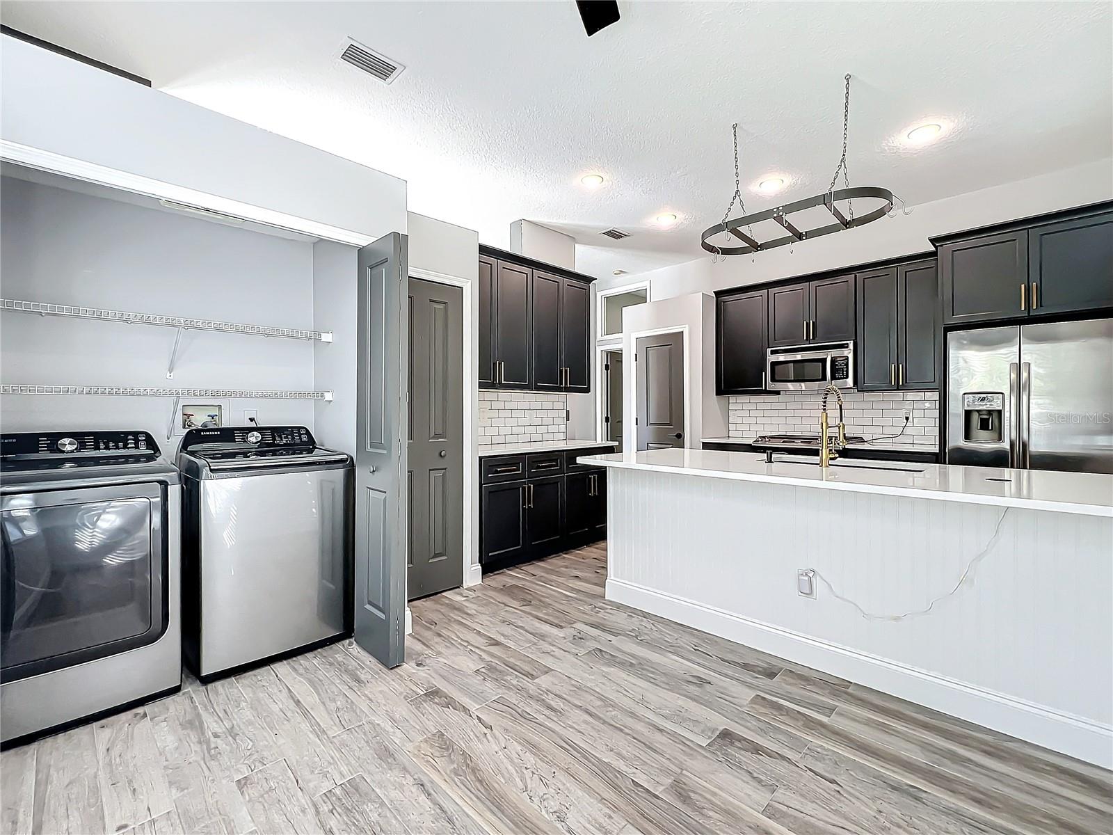 Image 30 of 88 For 427 Summerlin Avenue