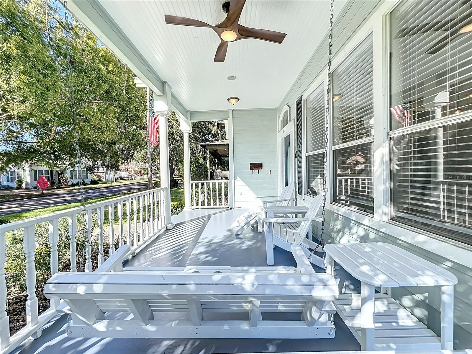 Image 7 of 88 For 427 Summerlin Avenue