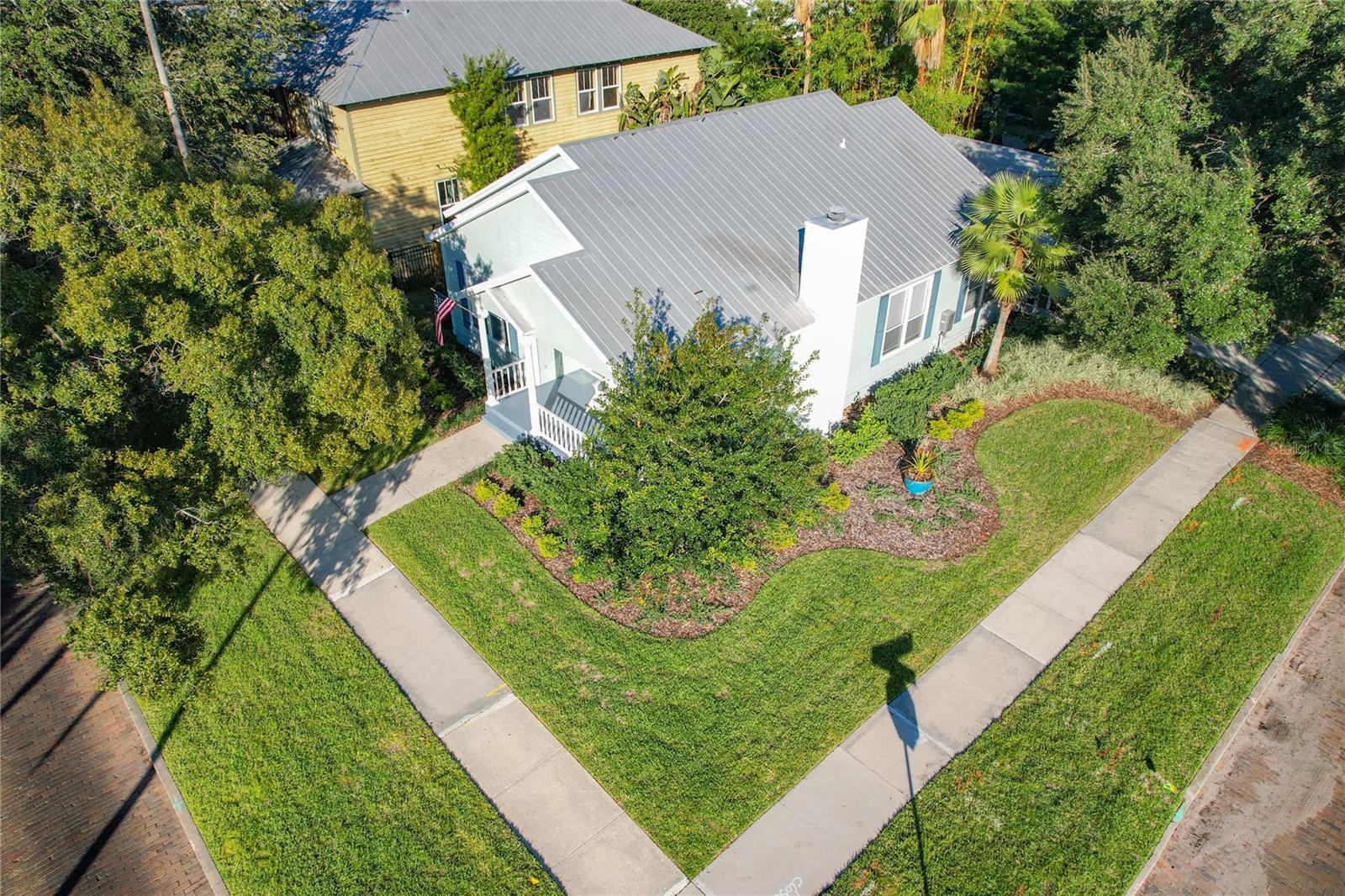 Image 70 of 88 For 427 Summerlin Avenue