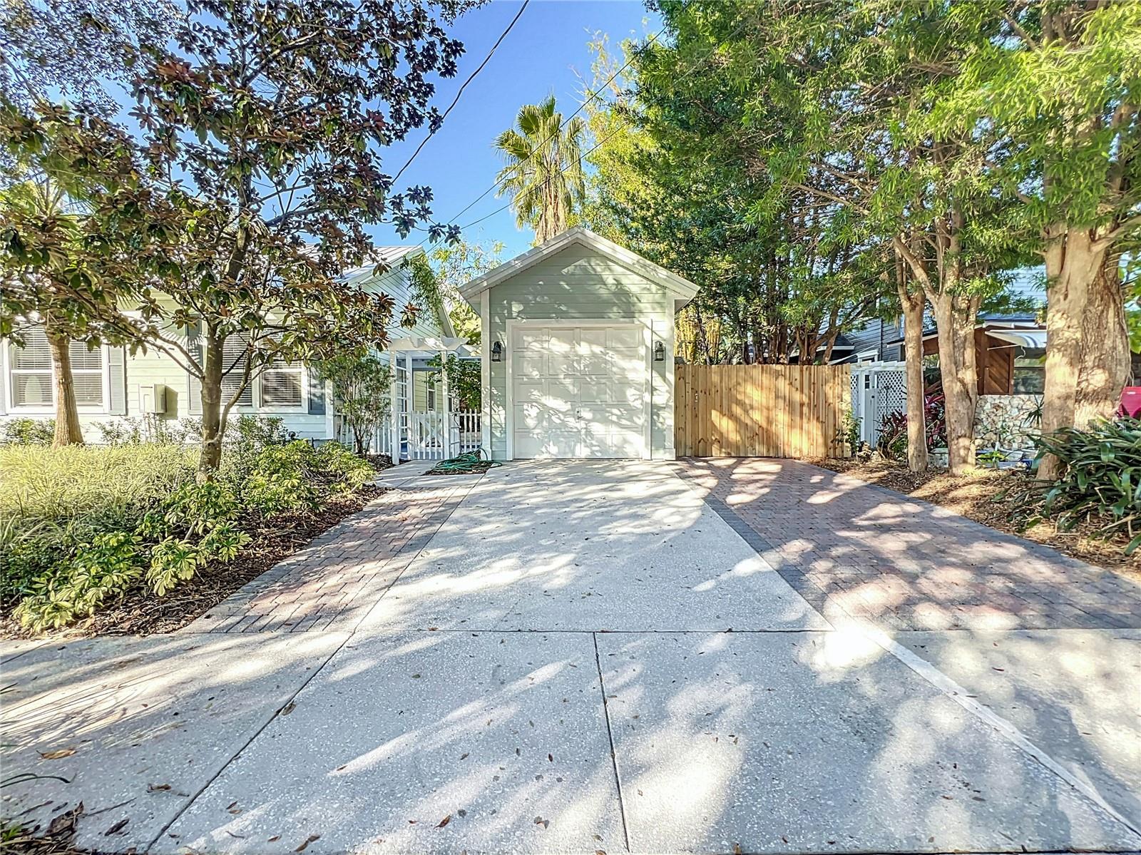 Image 74 of 88 For 427 Summerlin Avenue